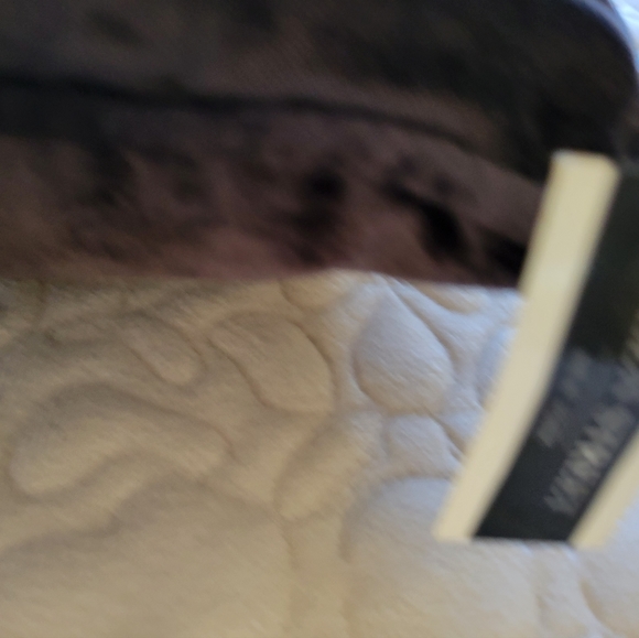 Queen Street Rhinestone throw pillow  NWT - Picture 3 of 9